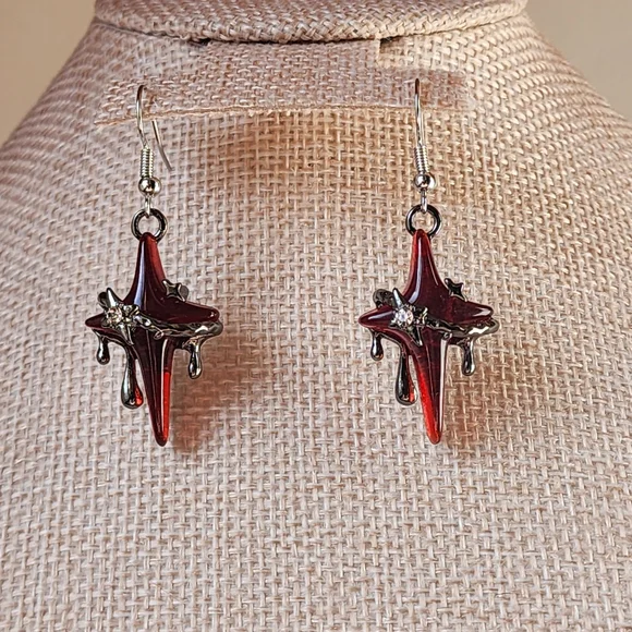 Whimsigoth Red Resin And Metal Star Earrings - Picture 5 of 9